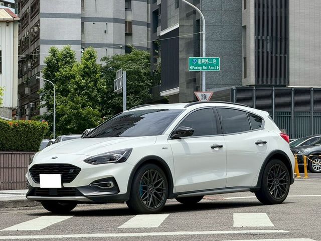 FORD福特 FOCUS ACTIVE  第1張相片