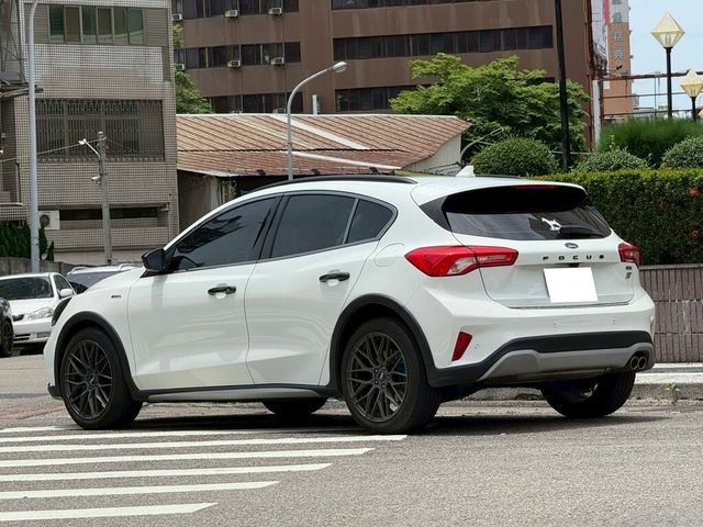 FORD福特 FOCUS ACTIVE  第2張相片
