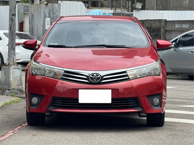 TOYOTA豐田 ALTIS  第3張相片