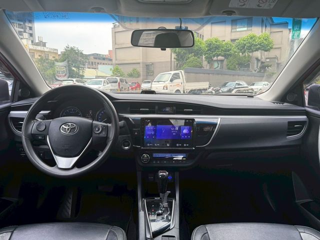 TOYOTA豐田 ALTIS  第6張相片