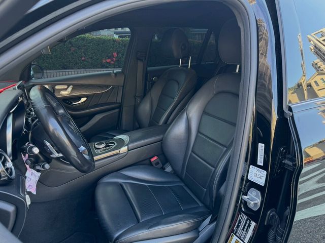 M-BENZ賓士 GLC300  第11張相片