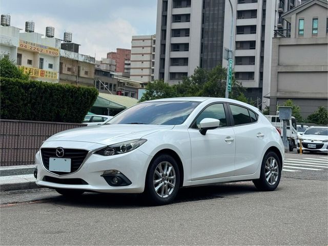 MAZDA馬自達 MAZDA 3  第1張相片