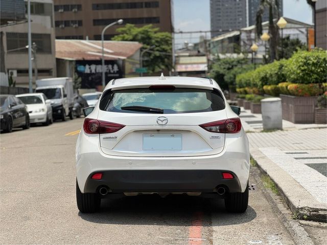 MAZDA馬自達 MAZDA 3  第4張相片