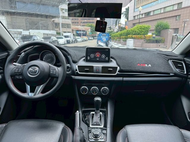 MAZDA馬自達 MAZDA 3  第11張相片