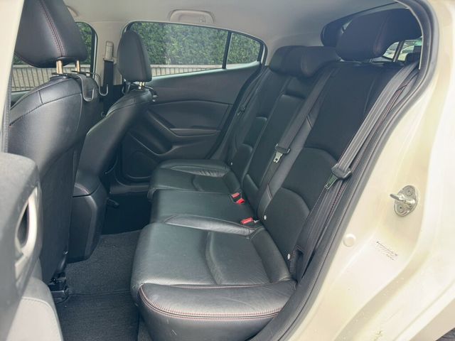 MAZDA馬自達 MAZDA 3  第15張相片