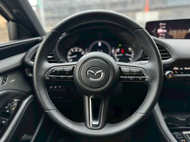 MAZDA馬自達 MAZDA 3  第14張相片