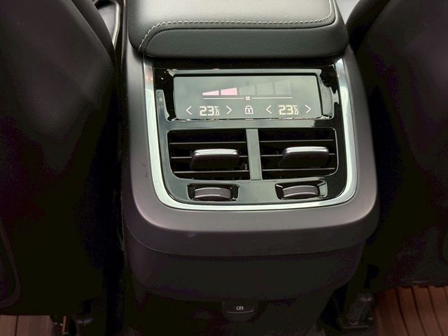 VOLVO富豪 XC60  第10張相片