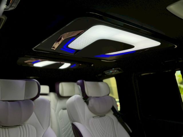 M-BENZ賓士 V220 D  第5張相片