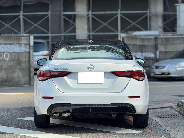 NISSAN日產 SENTRA  第4張相片