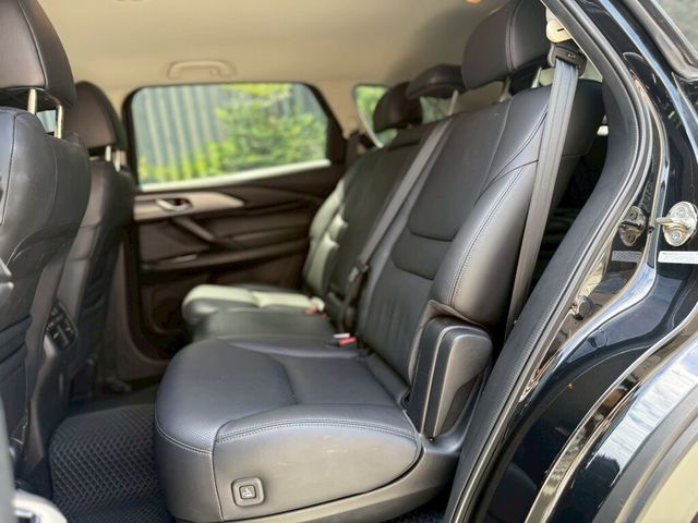 MAZDA馬自達 CX-9  第6張相片