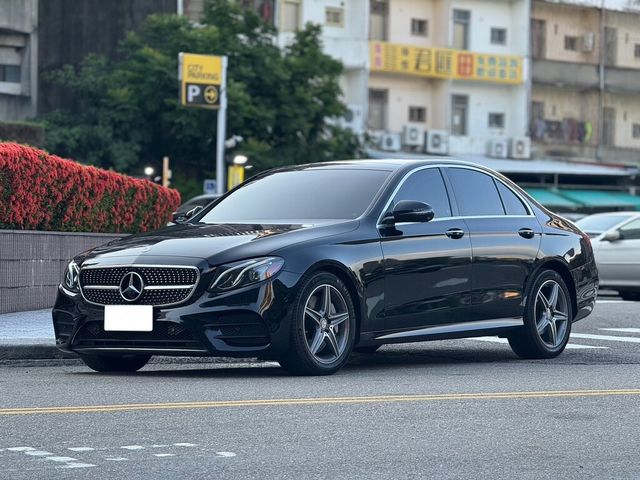 M-BENZ賓士 E300  第1張相片