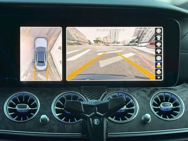 M-BENZ賓士 E300  第9張相片