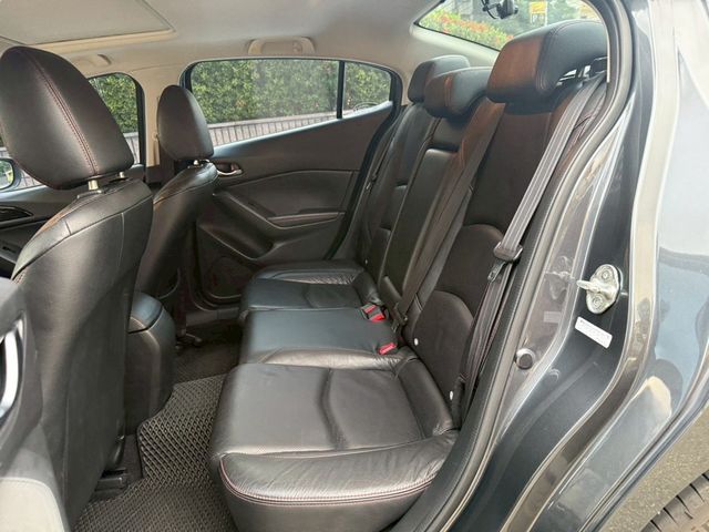 MAZDA馬自達 MAZDA 3  第11張相片