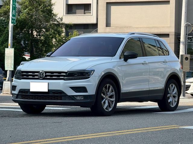 VOLKSWAGEN福斯 TIGUAN  第1張相片