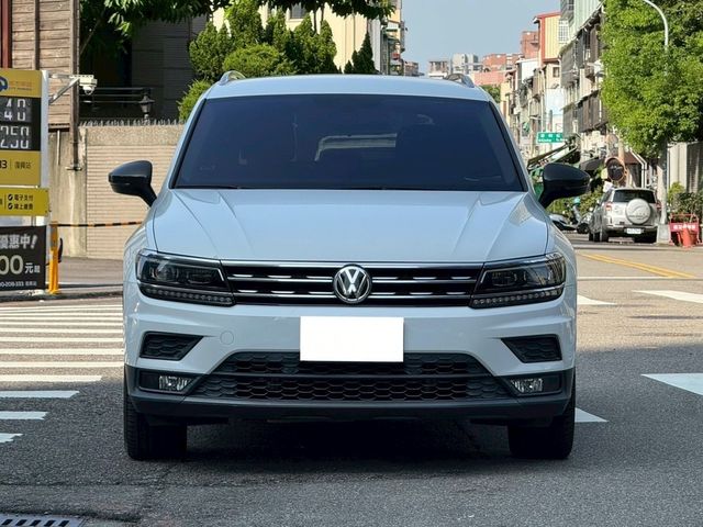 VOLKSWAGEN福斯 TIGUAN  第3張相片