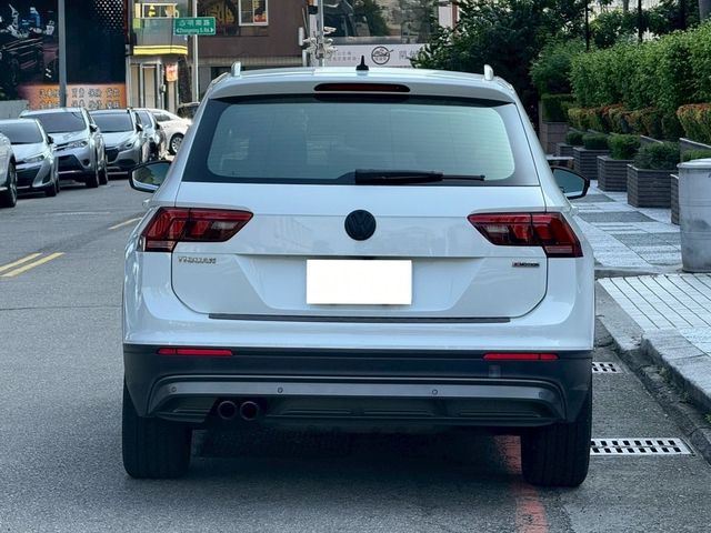 VOLKSWAGEN福斯 TIGUAN  第4張相片