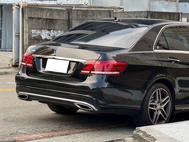 M-BENZ賓士 E200  第6張相片