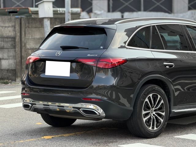 M-BENZ賓士 GLC200  第2張相片