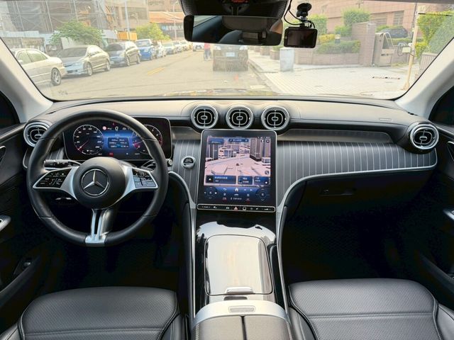 M-BENZ賓士 GLC200  第7張相片