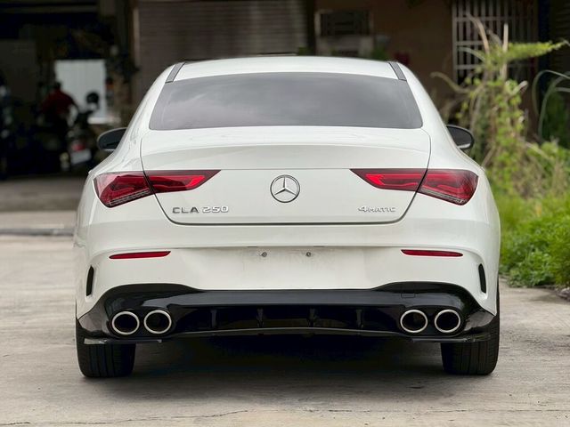 M-BENZ賓士 CLA250  第4張相片