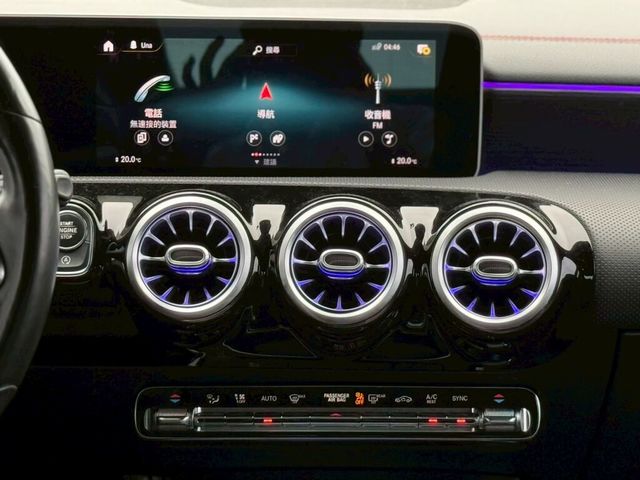 M-BENZ賓士 CLA250  第14張相片