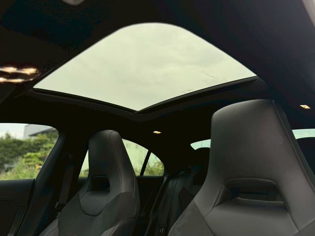 M-BENZ賓士 CLA250  第16張相片