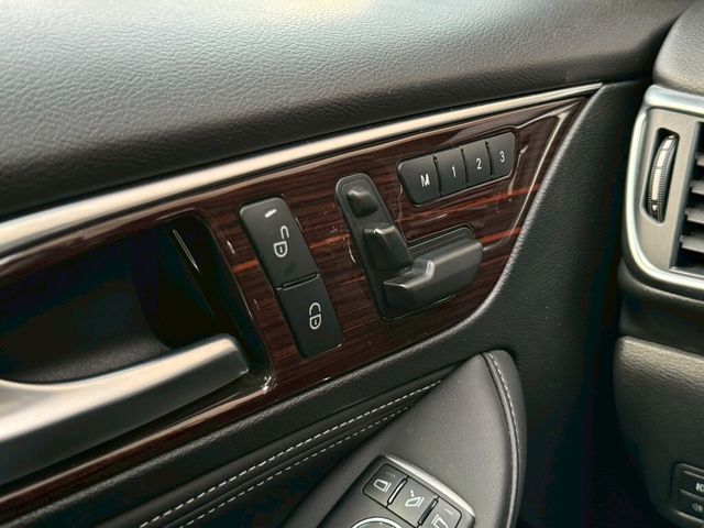 INFINITI無限 Q30  第9張相片