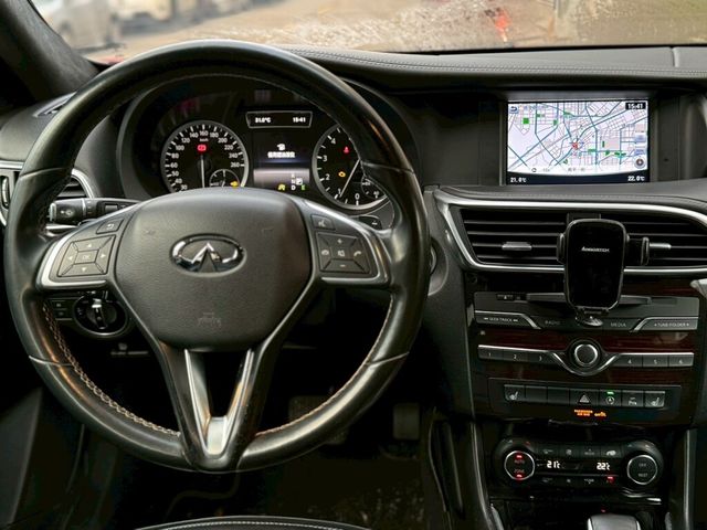 INFINITI無限 Q30  第12張相片