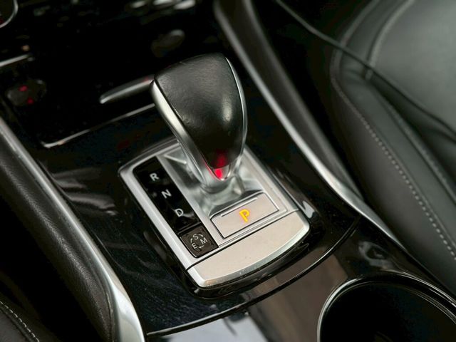 INFINITI無限 Q30  第14張相片