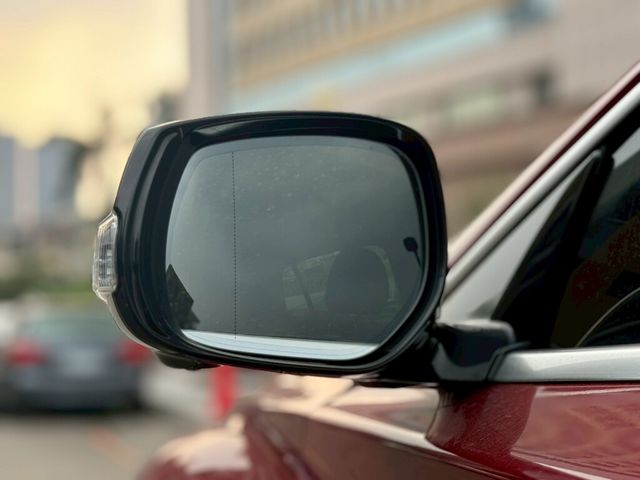 INFINITI無限 Q30  第16張相片