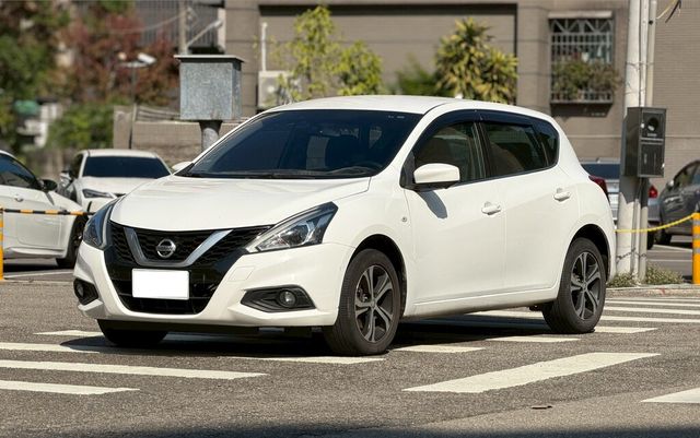 NISSAN日產 TIIDA  第1張相片