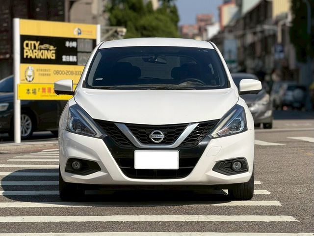NISSAN日產 TIIDA  第3張相片