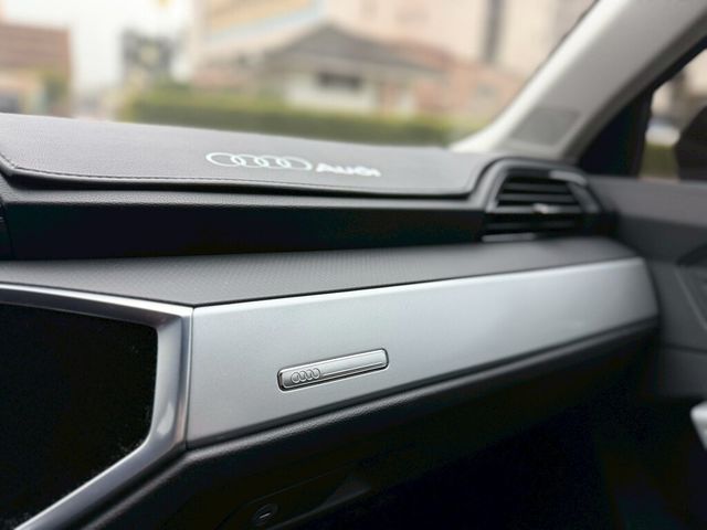 AUDI奧迪 Q3  第14張相片