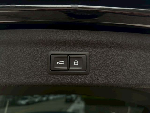 AUDI奧迪 Q3  第19張相片