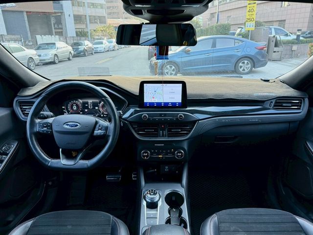 FORD福特 KUGA  第5張相片