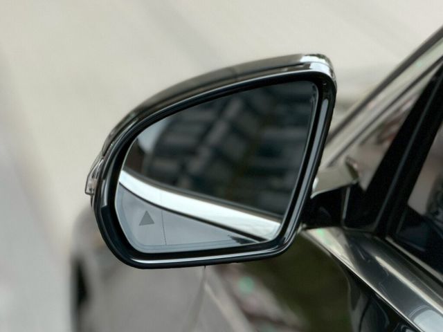 M-BENZ賓士 E250  第12張相片