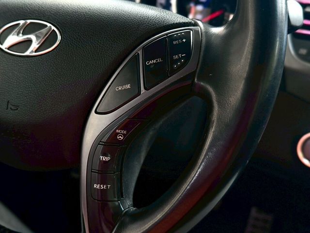 HYUNDAI現代 ELANTRA  第11張相片