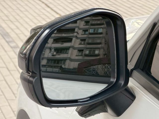 HONDA本田 HR-V  第6張相片