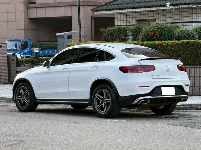 M-BENZ賓士 GLC300  第2張相片