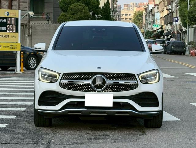 M-BENZ賓士 GLC300  第3張相片