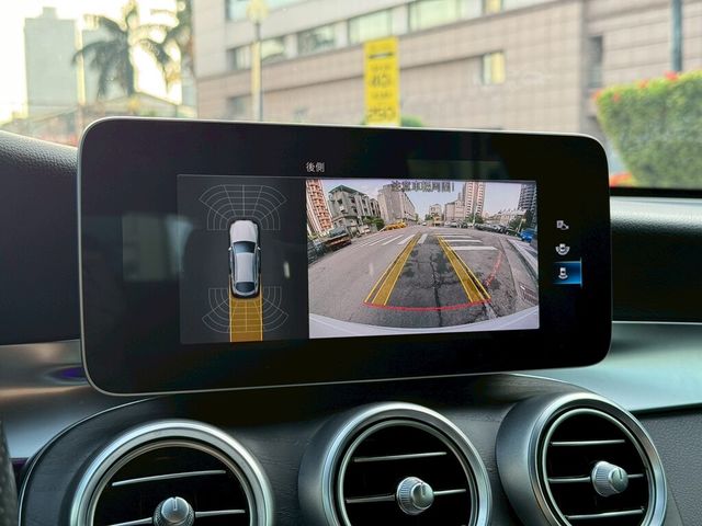 M-BENZ賓士 GLC300  第13張相片