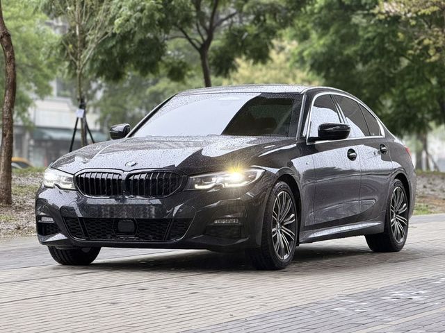 BMW寶馬 320I SEDAN ZA  第1張相片