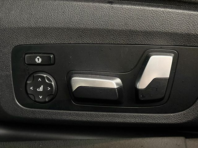 BMW寶馬 320I SEDAN ZA  第6張相片