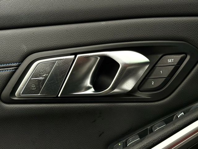 BMW寶馬 320I SEDAN ZA  第15張相片