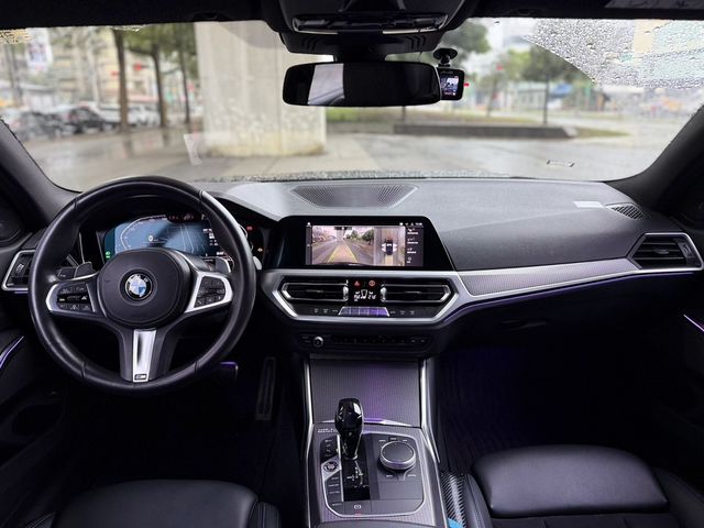 BMW寶馬 320I SEDAN ZA  第16張相片