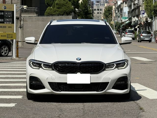 BMW寶馬 320I TOURING  第3張相片