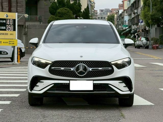M-BENZ賓士 GLC300 AMG COUPE  第3張相片
