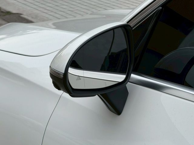M-BENZ賓士 GLC300 AMG COUPE  第6張相片