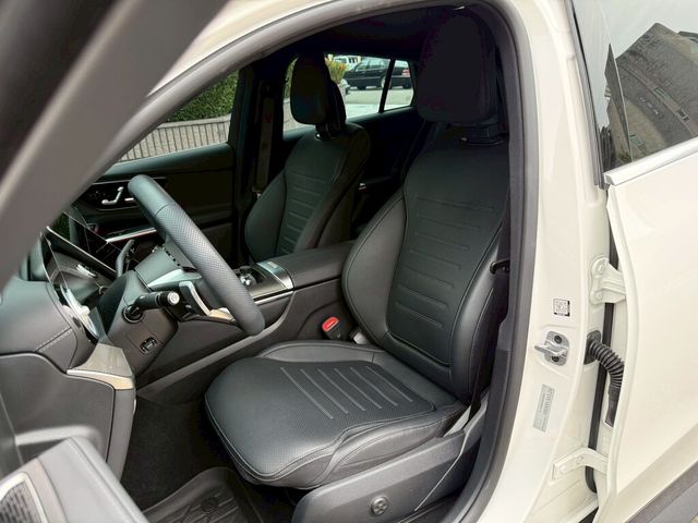 M-BENZ賓士 GLC300 AMG COUPE  第7張相片
