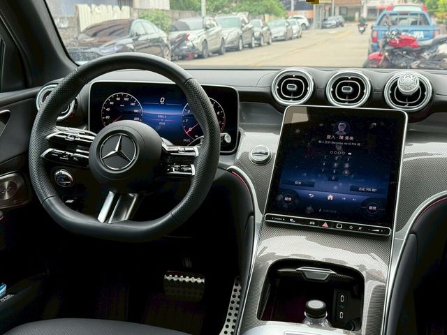 M-BENZ賓士 GLC300 AMG COUPE  第14張相片